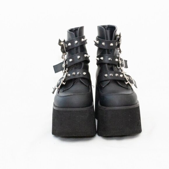 Demonia Ashes-55 Women Goth Chunky Heeled Platform Boots Sz 6 Witchy Bats Buckle - Picture 3 of 10